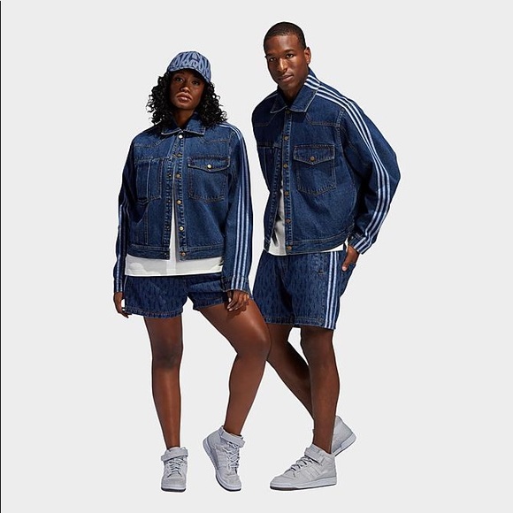 NWT Ivy Park Rodeo Unisex Oversized Denim Jacket - Sold Out Everywear - Picture 3 of 12